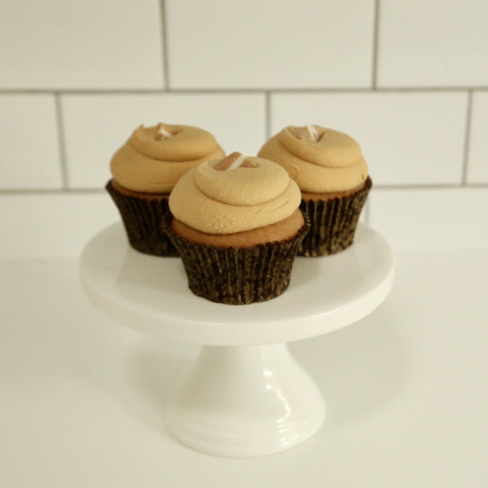 6 Twisted Caramel Cupcakes