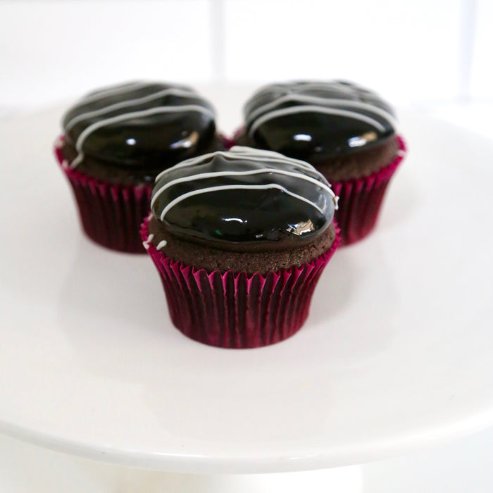 6 Mud Cupcakes