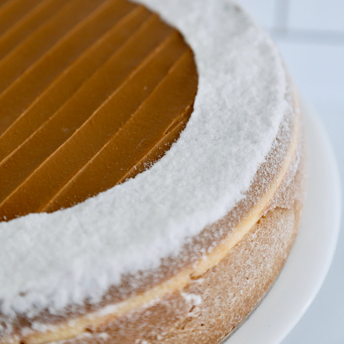 Baked Caramel Cheesecake Large