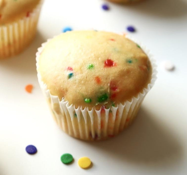 12 Naked Confetti Cupcake 7cm