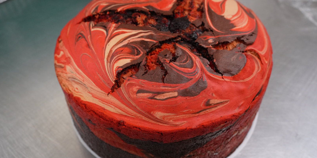 Naked Neapolitan Round — Mondo Kitchen Naked Cakes & Decorating Supplies